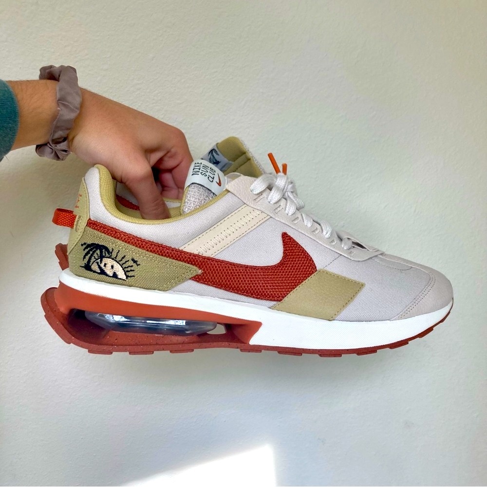 NWOT Nike Sun Club Air Max Pre-Day SE Men’s Shoes Lt Orewood Brown/Burnt Sunrise